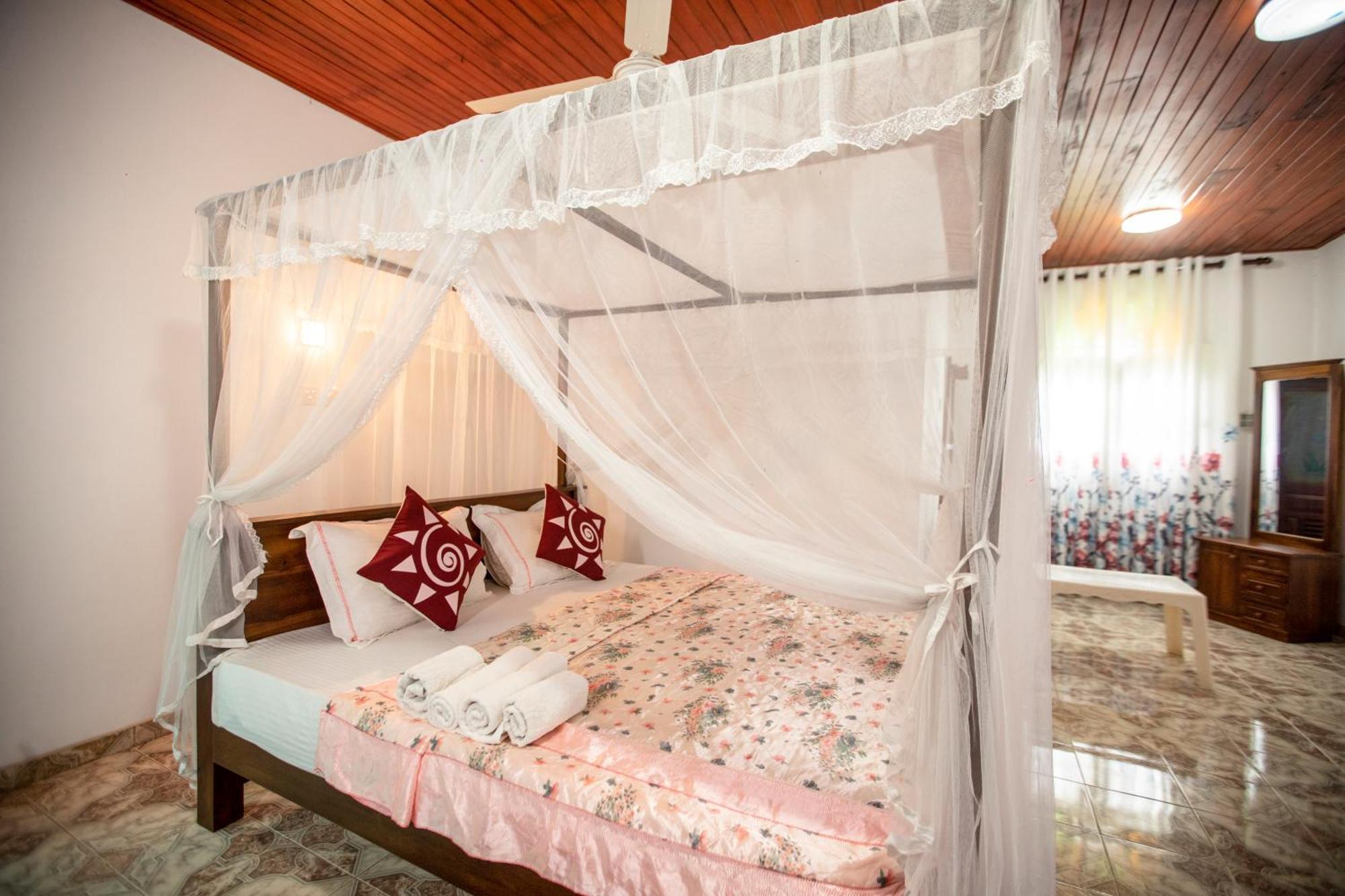 Three Shades Bed & Breakfast Galle Dış mekan fotoğraf