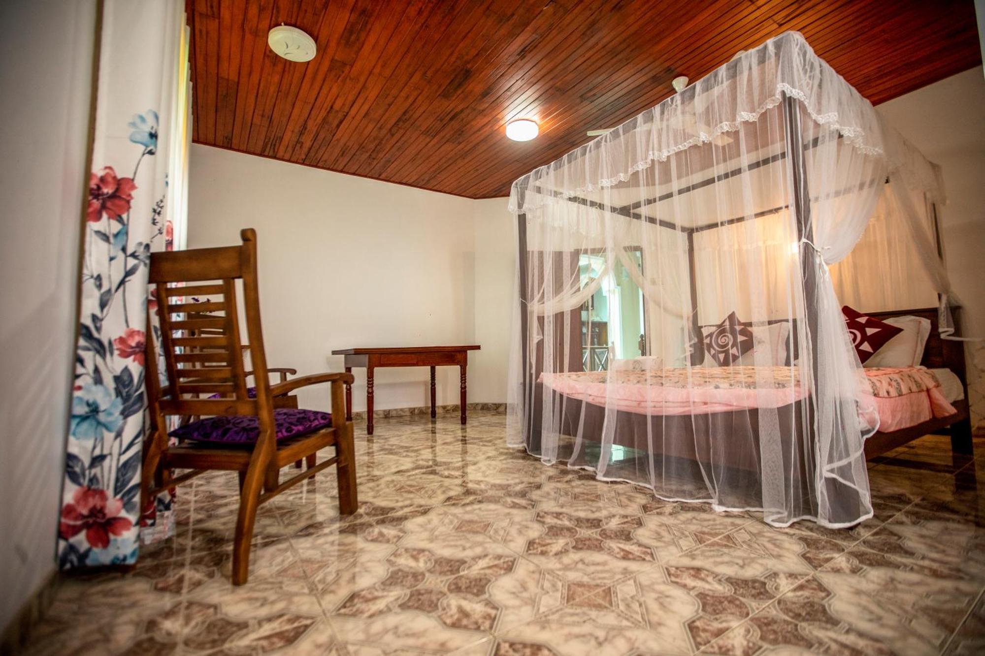 Three Shades Bed & Breakfast Galle Dış mekan fotoğraf