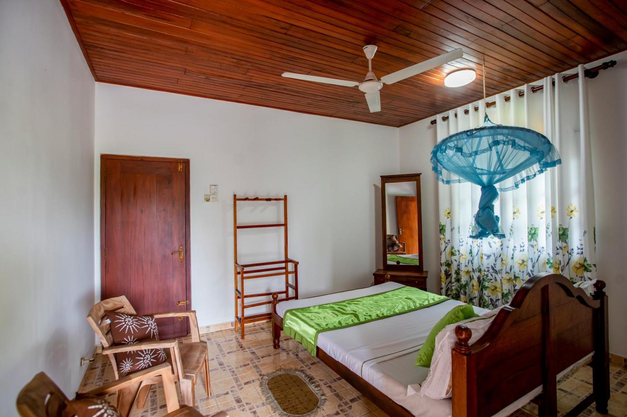 Three Shades Bed & Breakfast Galle Dış mekan fotoğraf
